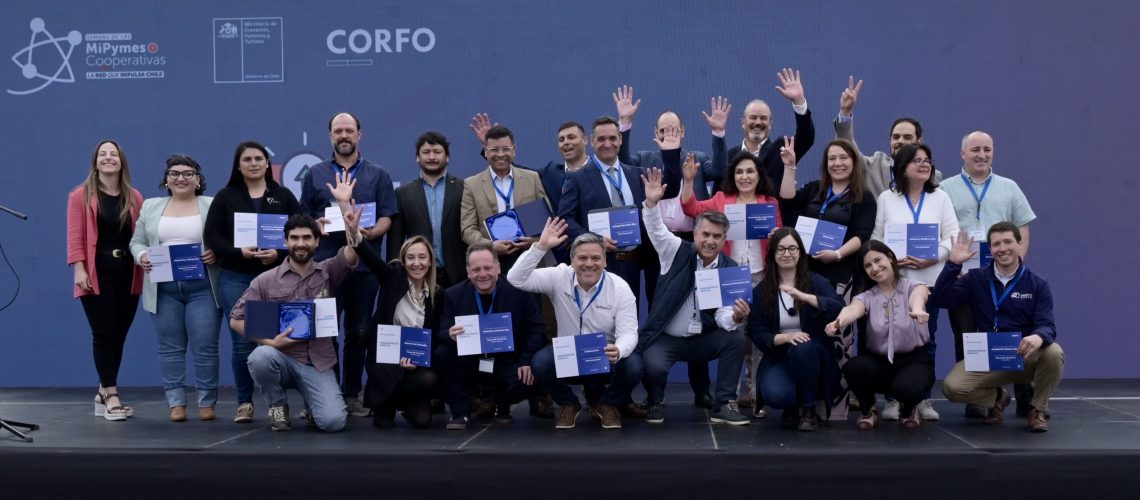 Foto reconocimiento en la Plaza de la Constitución - copia