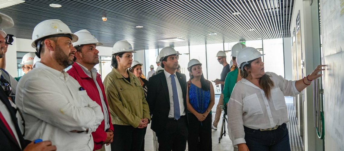 VISITA A EDIFICIO CONSISTORIAL-10